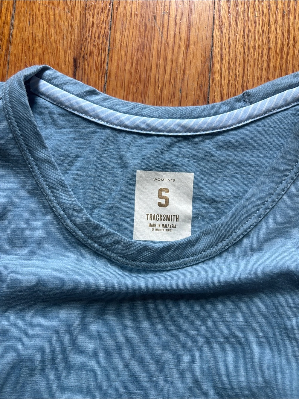 Tracksmith Harrier tank - Picture 2 of 3